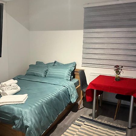 Ella Wings Apartahotel Drobeta Turnu Severin Bagian luar foto