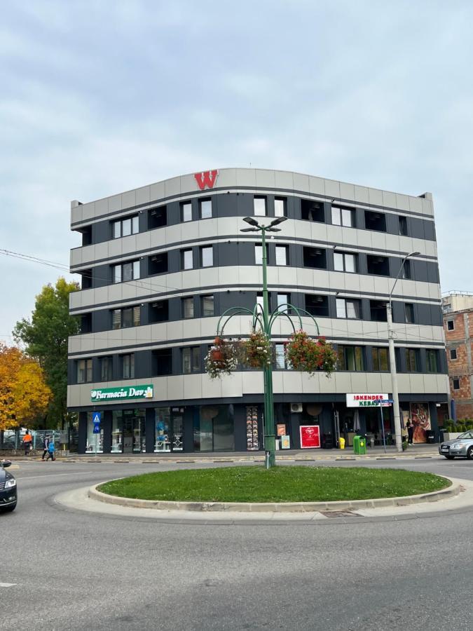 Ella Wings Apartahotel Drobeta Turnu Severin Bagian luar foto