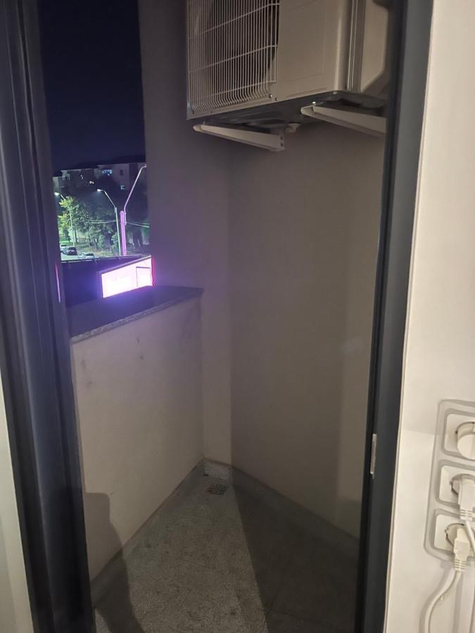 Ella Wings Apartahotel Drobeta Turnu Severin Bagian luar foto